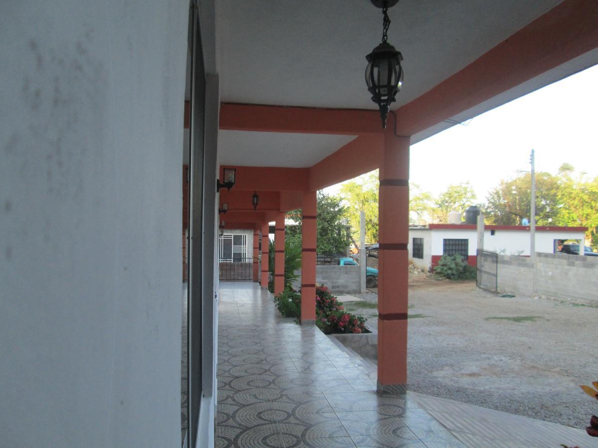 Hotel Pedregal Tamasopo Esterno foto