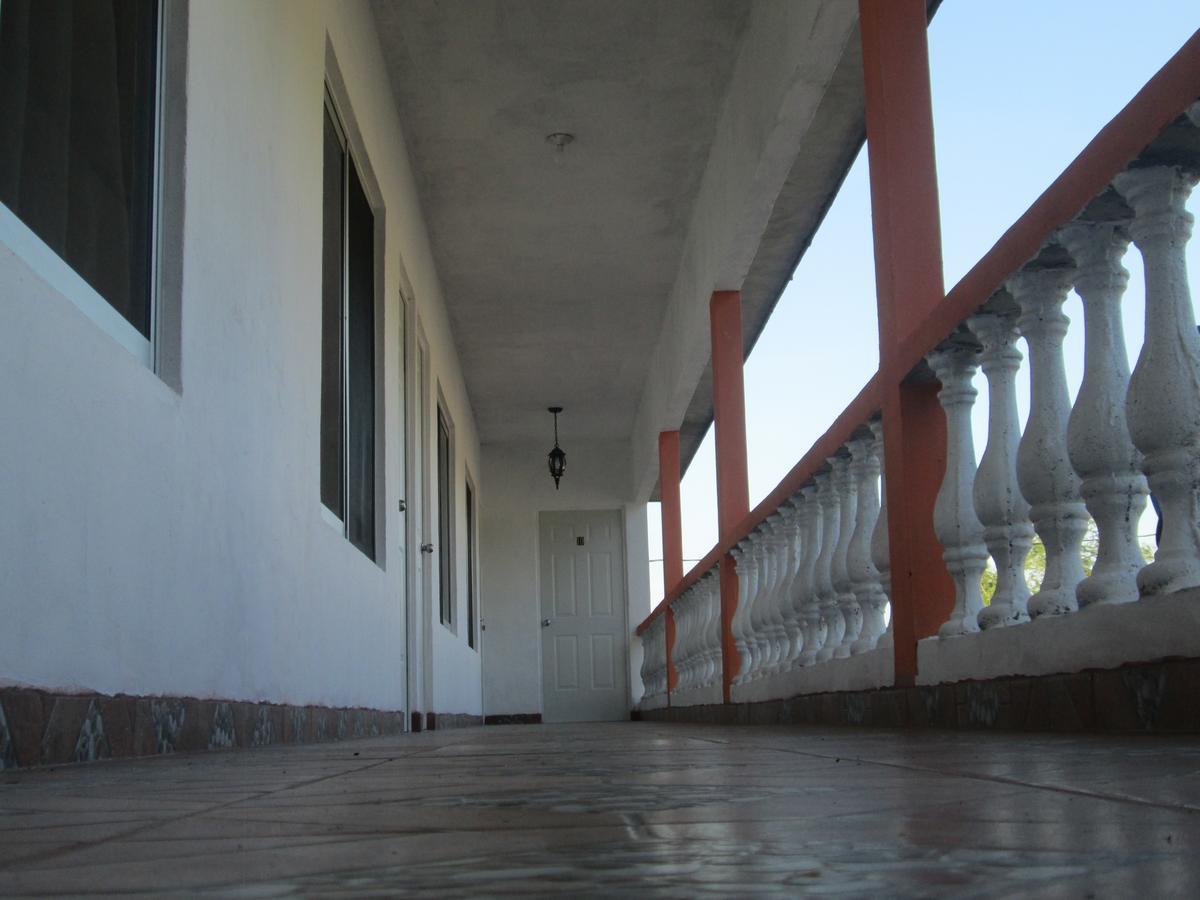 Hotel Pedregal Tamasopo Esterno foto
